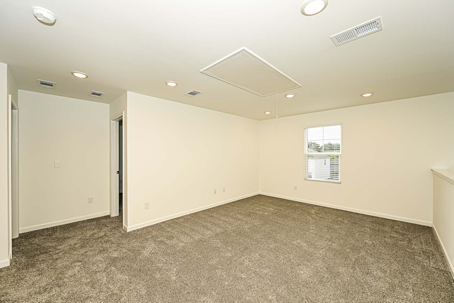 212 East Millbrook Dr, Spring Hill photo 9