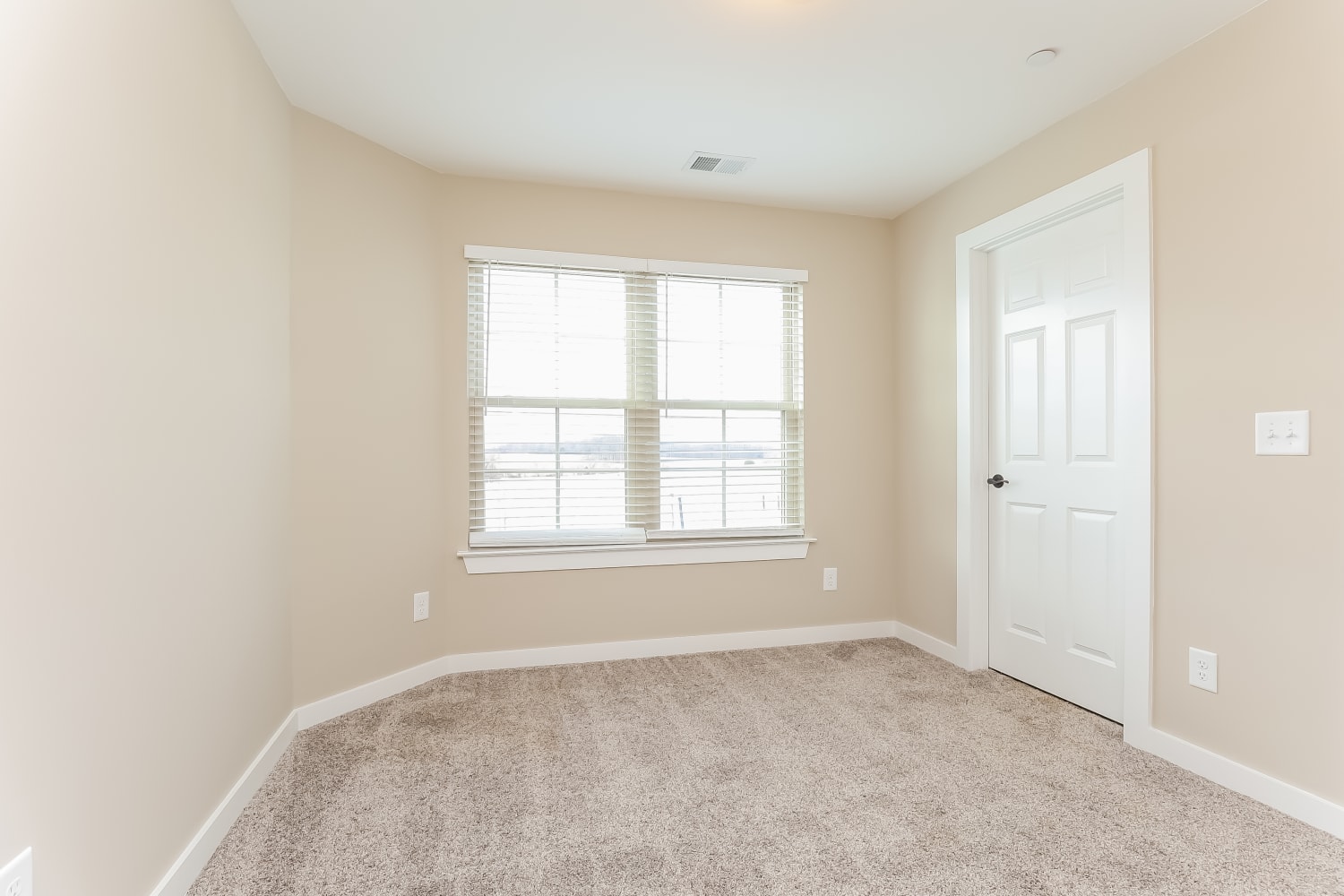 212 Emmett Dr, White House photo 10