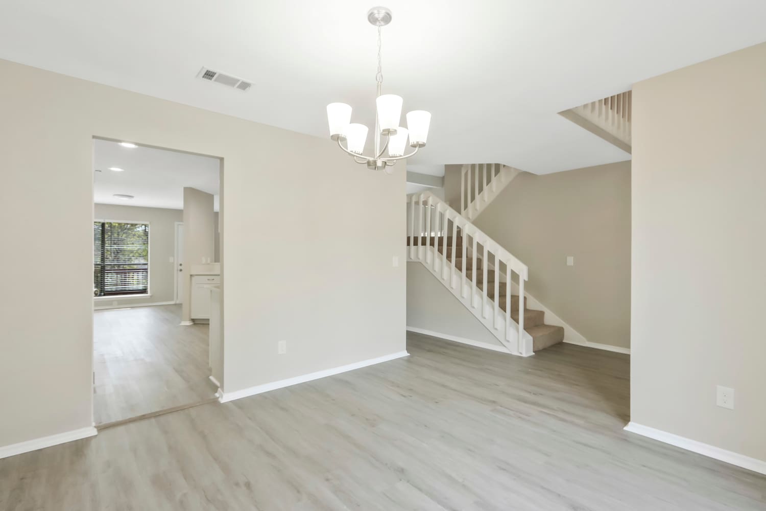 2120 Hunters Ridge Dr, Lawrenceville photo 8