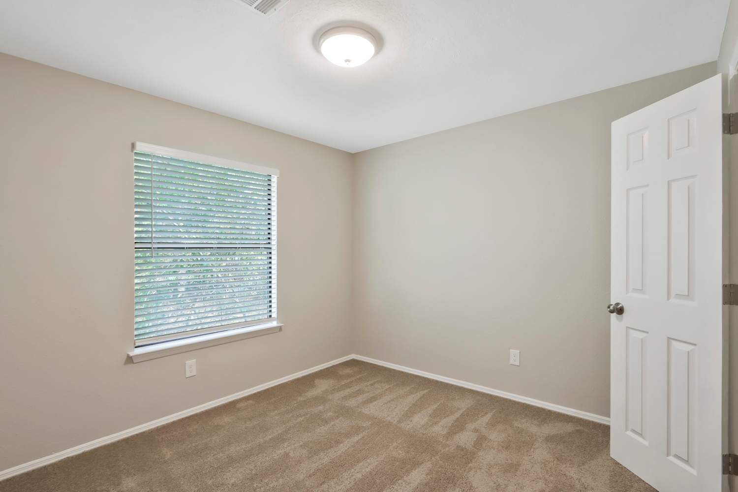 2120 Hunters Ridge Dr, Lawrenceville photo 18