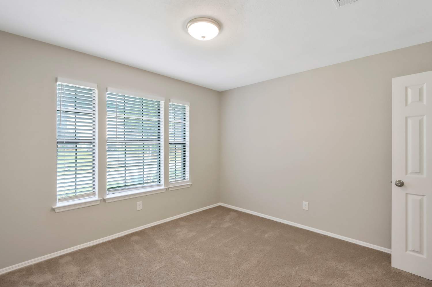 2120 Hunters Ridge Dr, Lawrenceville photo 17