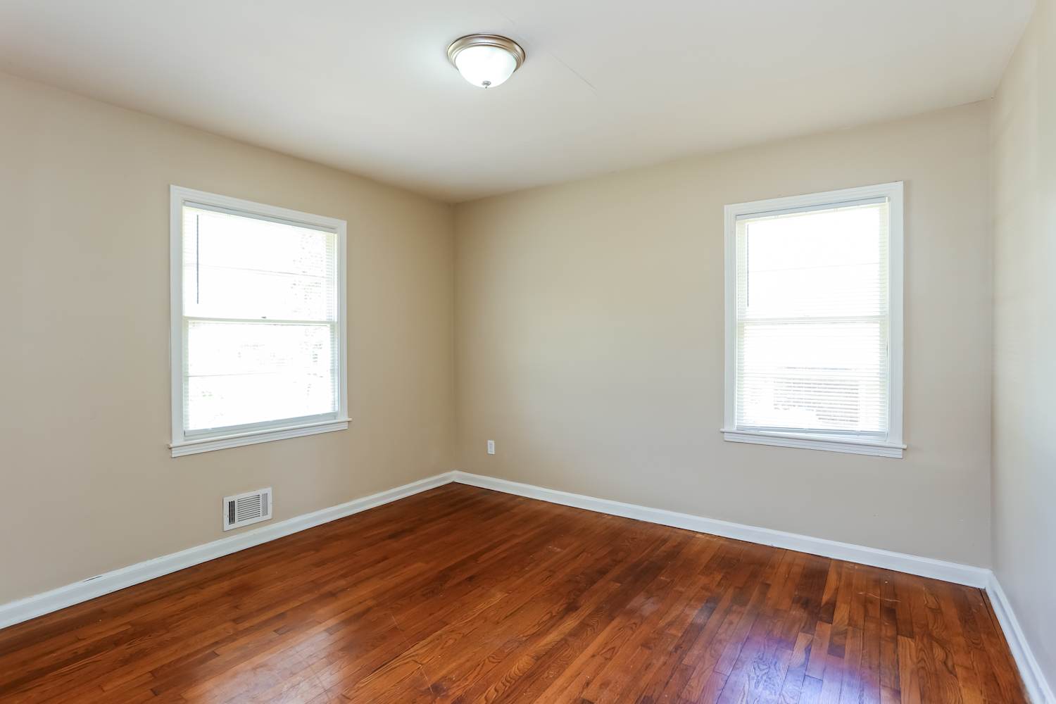 2121 Cherry Ln, Decatur photo 13