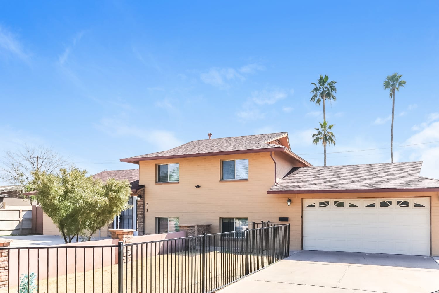 213 E Carson Cir, Tempe photo 2