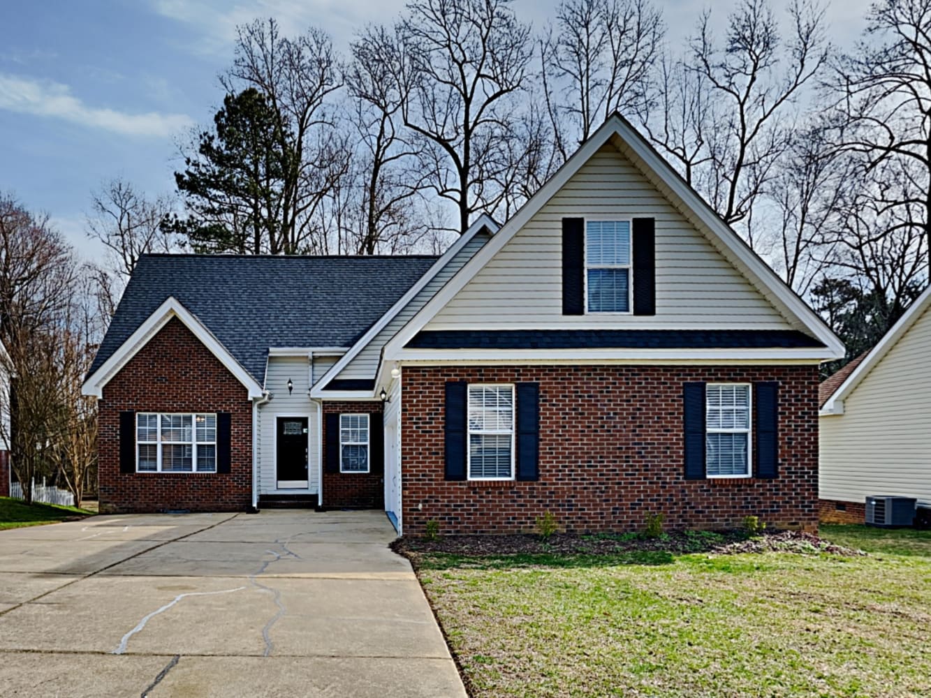 213 Walnut Creek Dr, Clayton photo 1