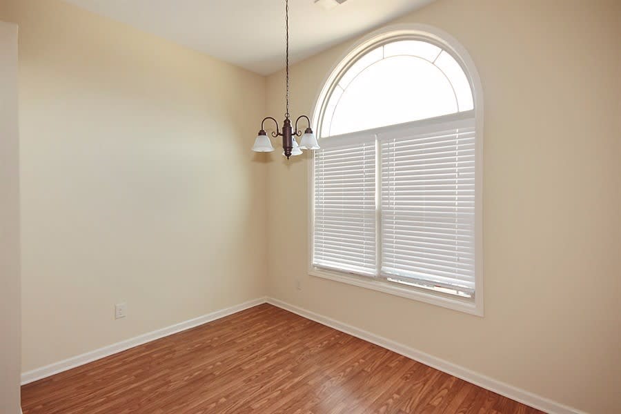 2136 Villa Spring Ter, Dacula photo 9