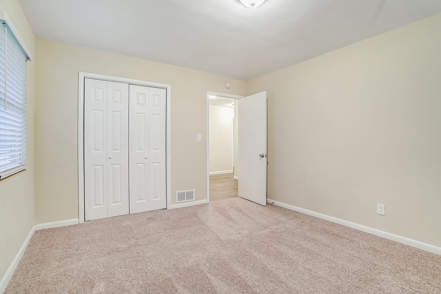 2138 Springdale Rd Sw, Atlanta photo 9