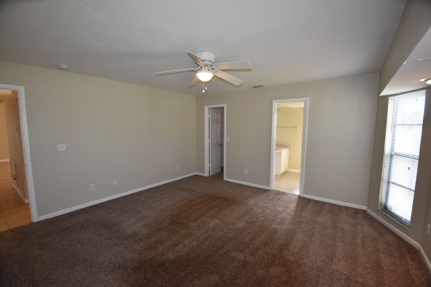 214 SE 5th Pl, Cape Coral photo 8