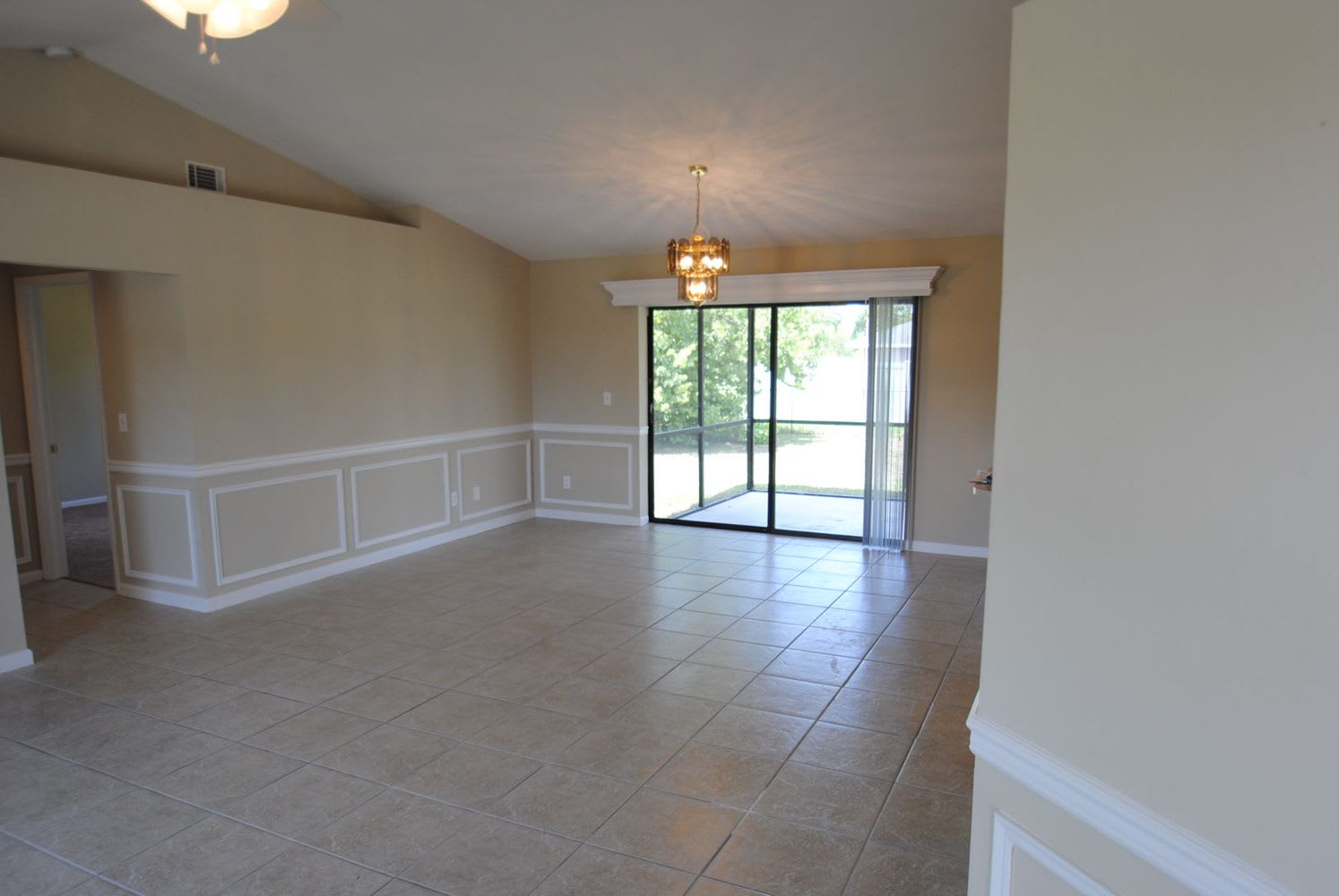214 SE 5th Pl, Cape Coral photo 6