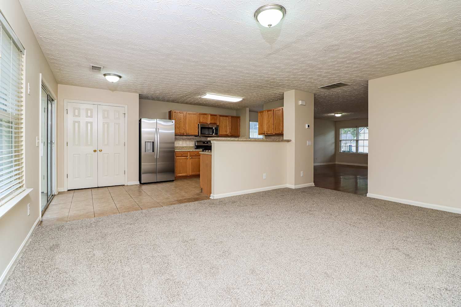 214 Weatherstone Pointe Dr, Woodstock photo 8