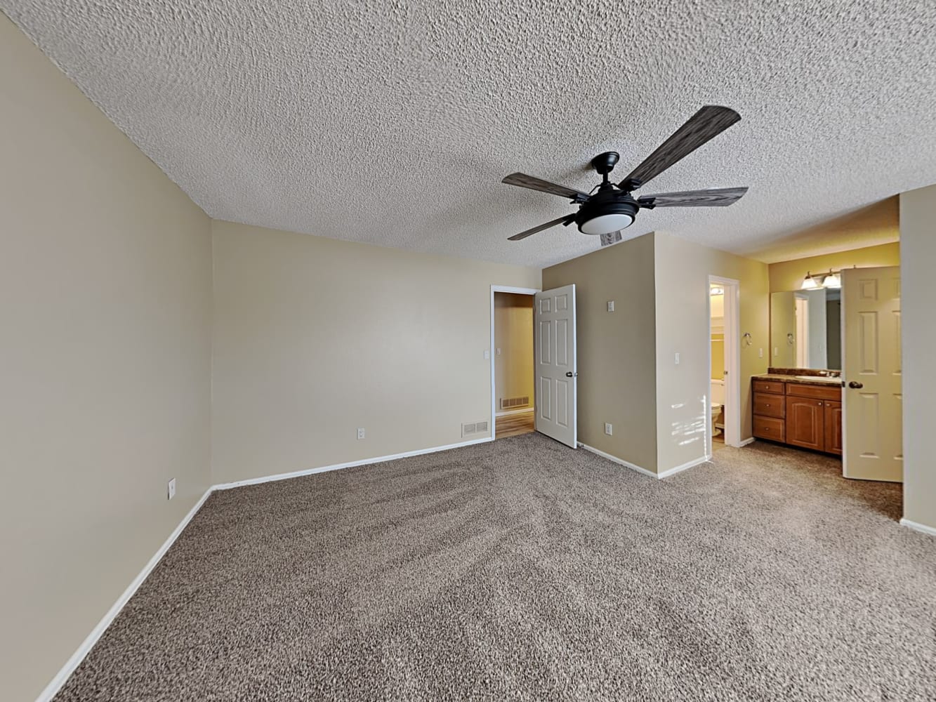 21501 E Aberdeen Dr, Centennial photo 20