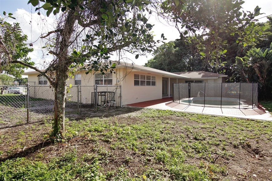 2151 NW 30th Ter, Fort Lauderdale photo 9