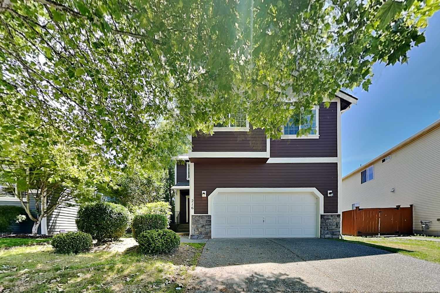 Front of 216 Michell Ln NE, Orting, WA