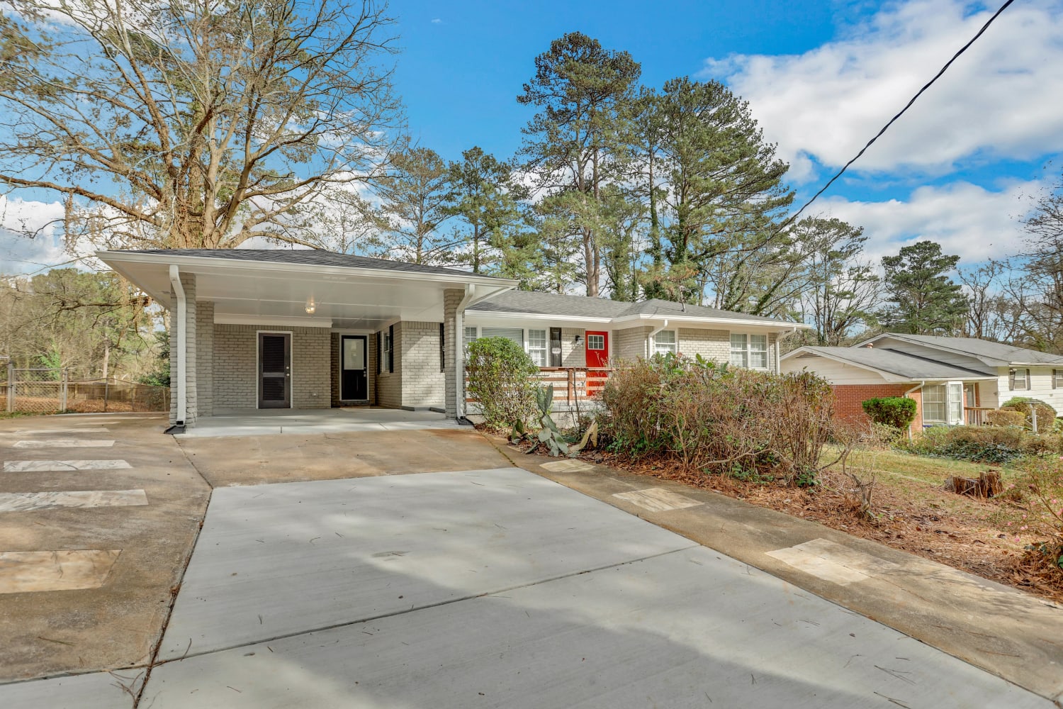 2160 Shamrock Dr, Decatur photo 1