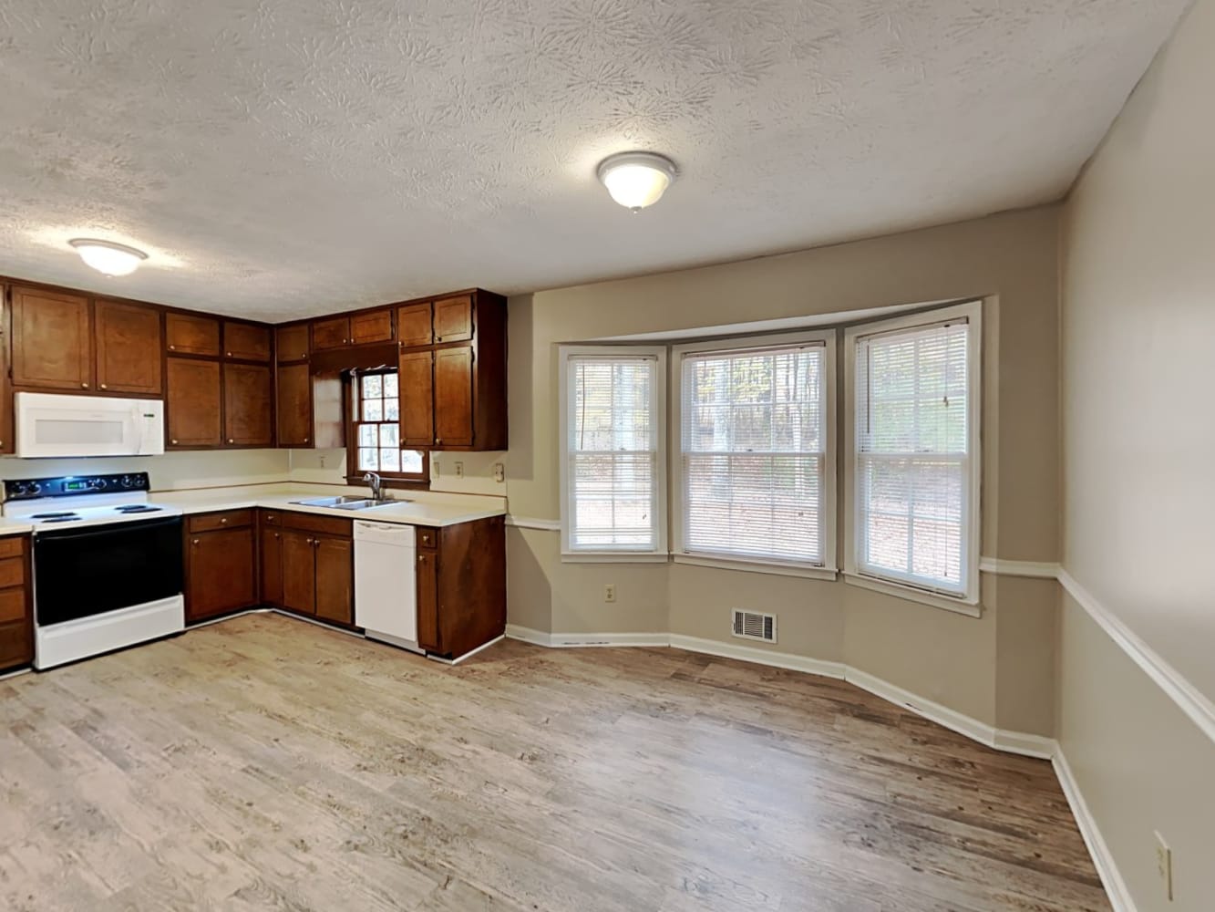 2182 Ivy Crest Dr, Buford photo 9