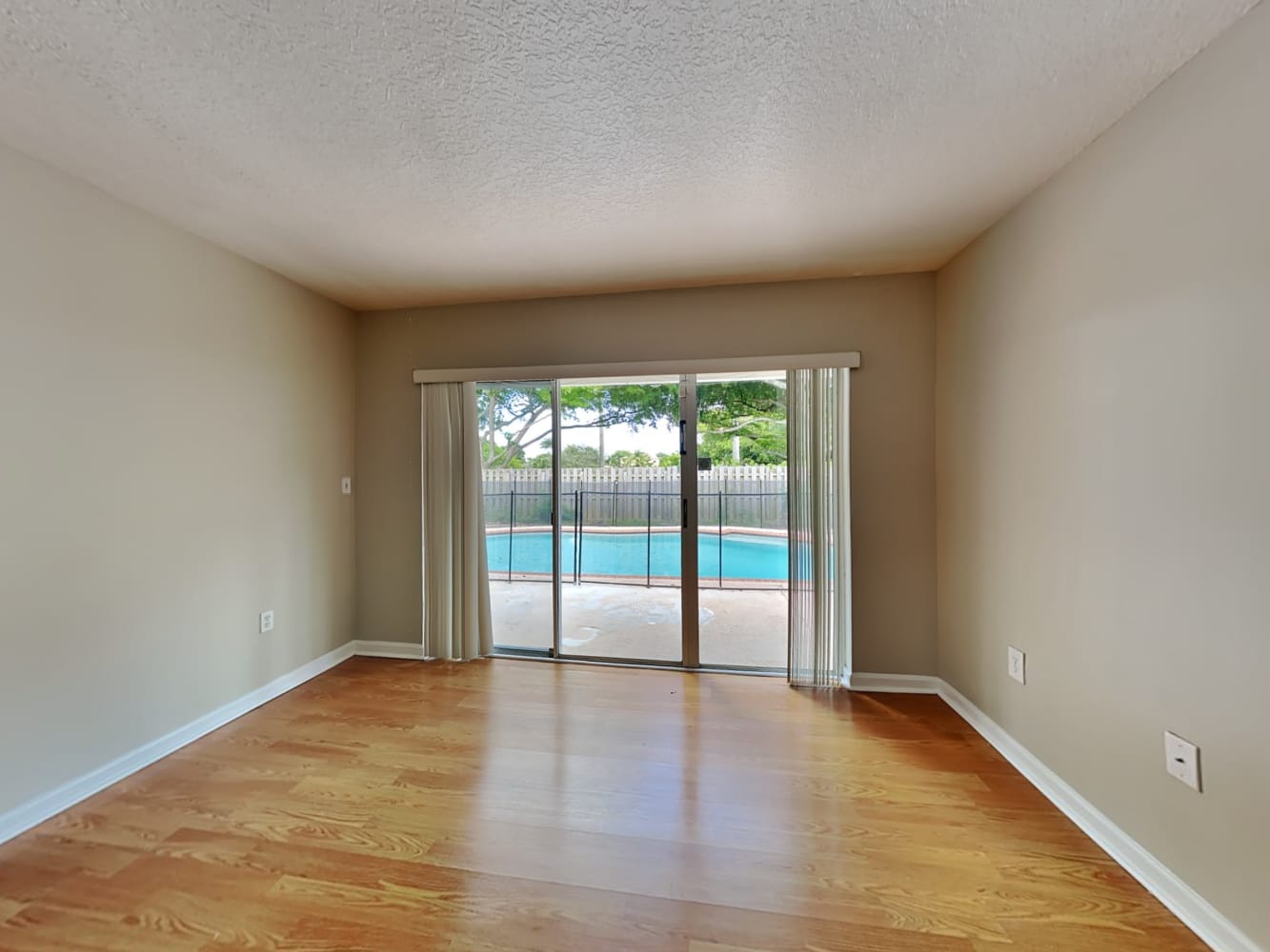 21841 SW 97th Ct, Cutler Bay photo 8