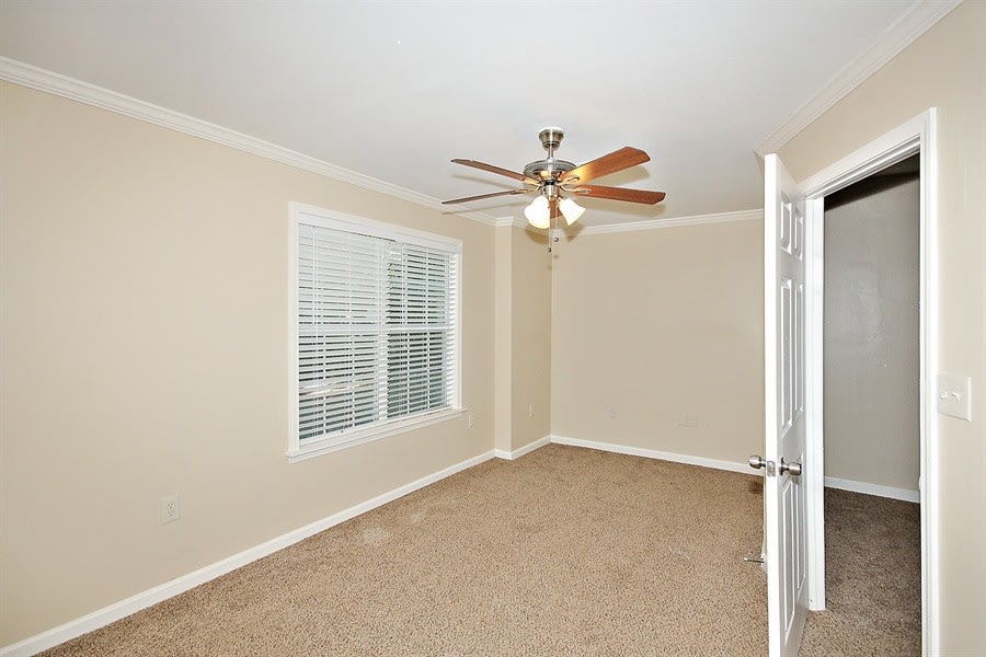 2190 Hampton Trl SE, Conyers photo 8