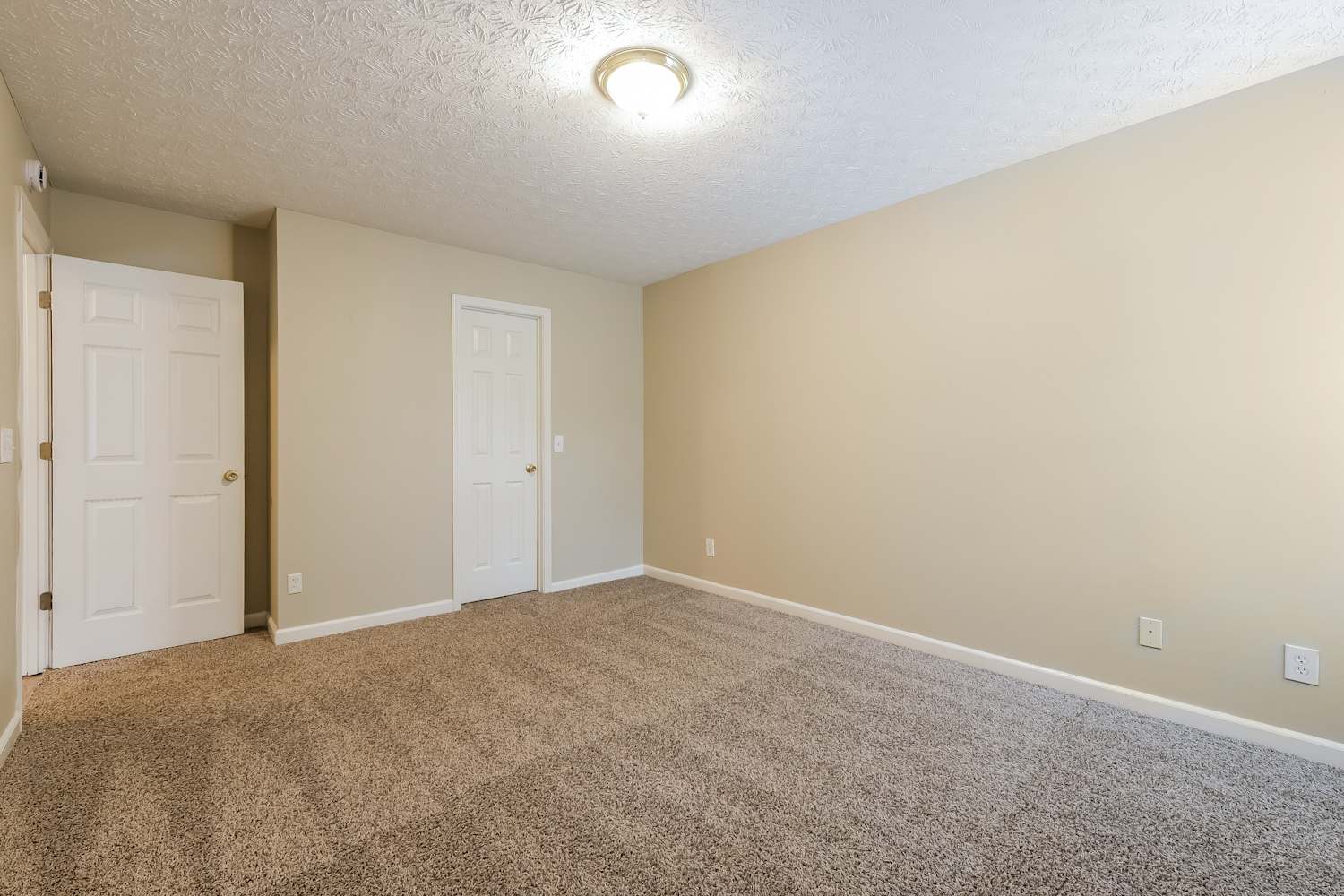 2195 Lexington Ln, Cumming photo 11
