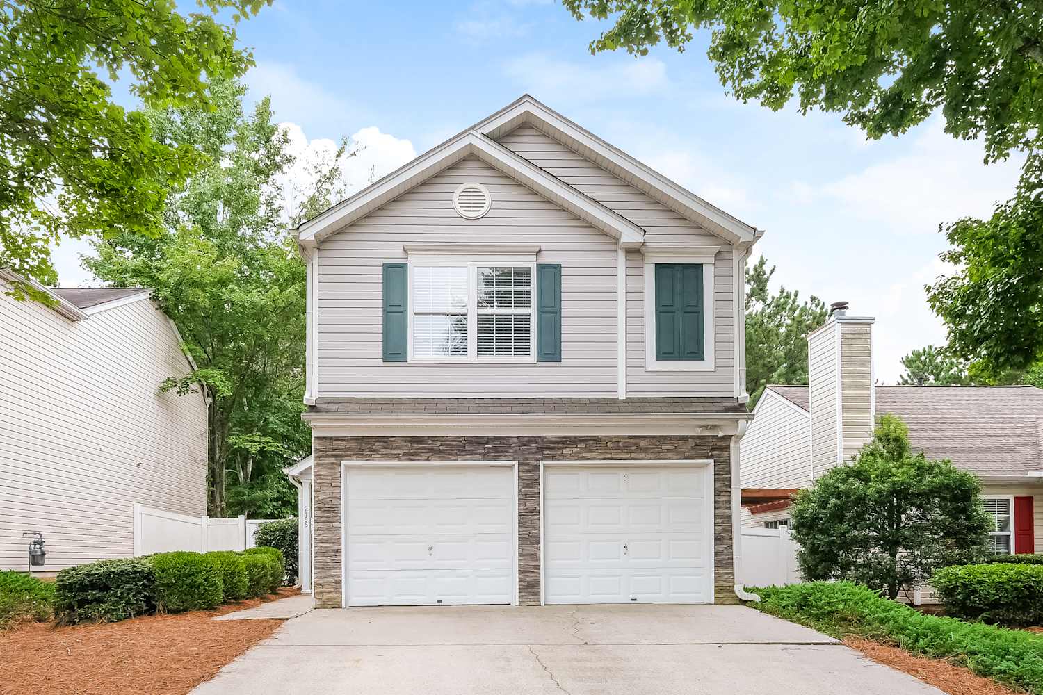 2195 Lexington Ln, Cumming photo 1