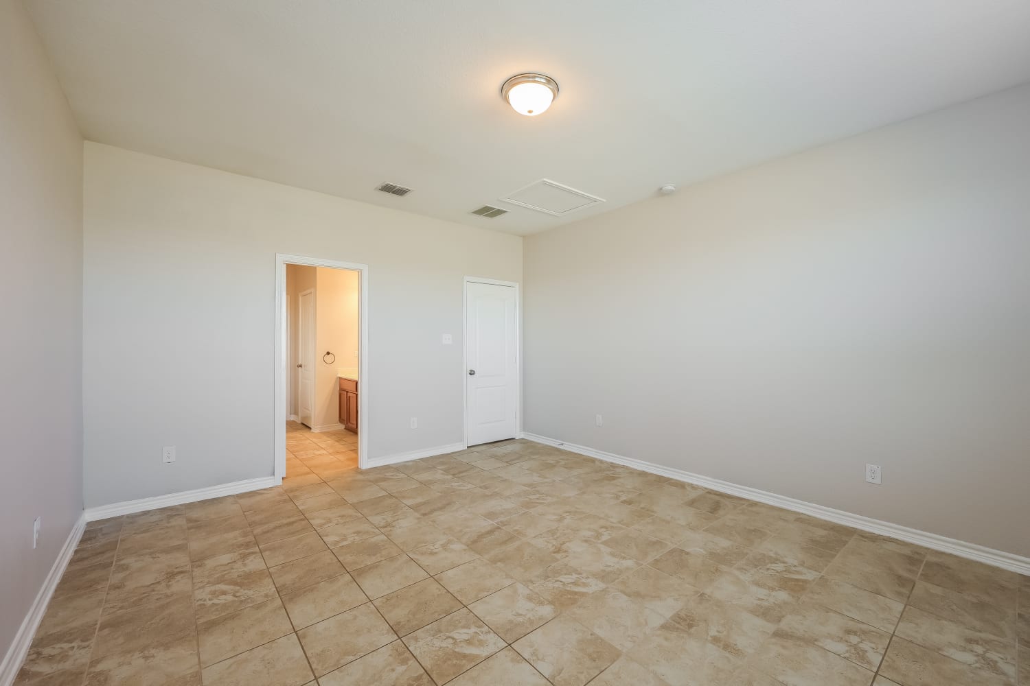 220 Colonial Blf, Universal City photo 7