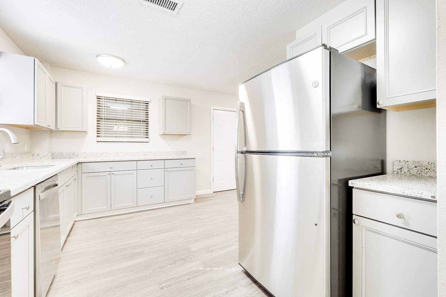 2203 Burpee Dr, Jacksonville photo 8