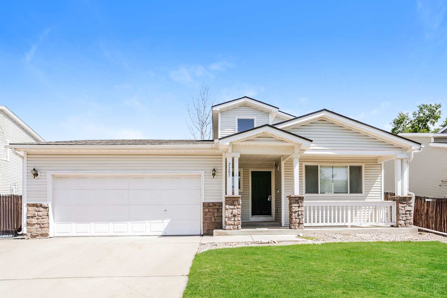 2205 E 127th Pl, Thornton photo 1