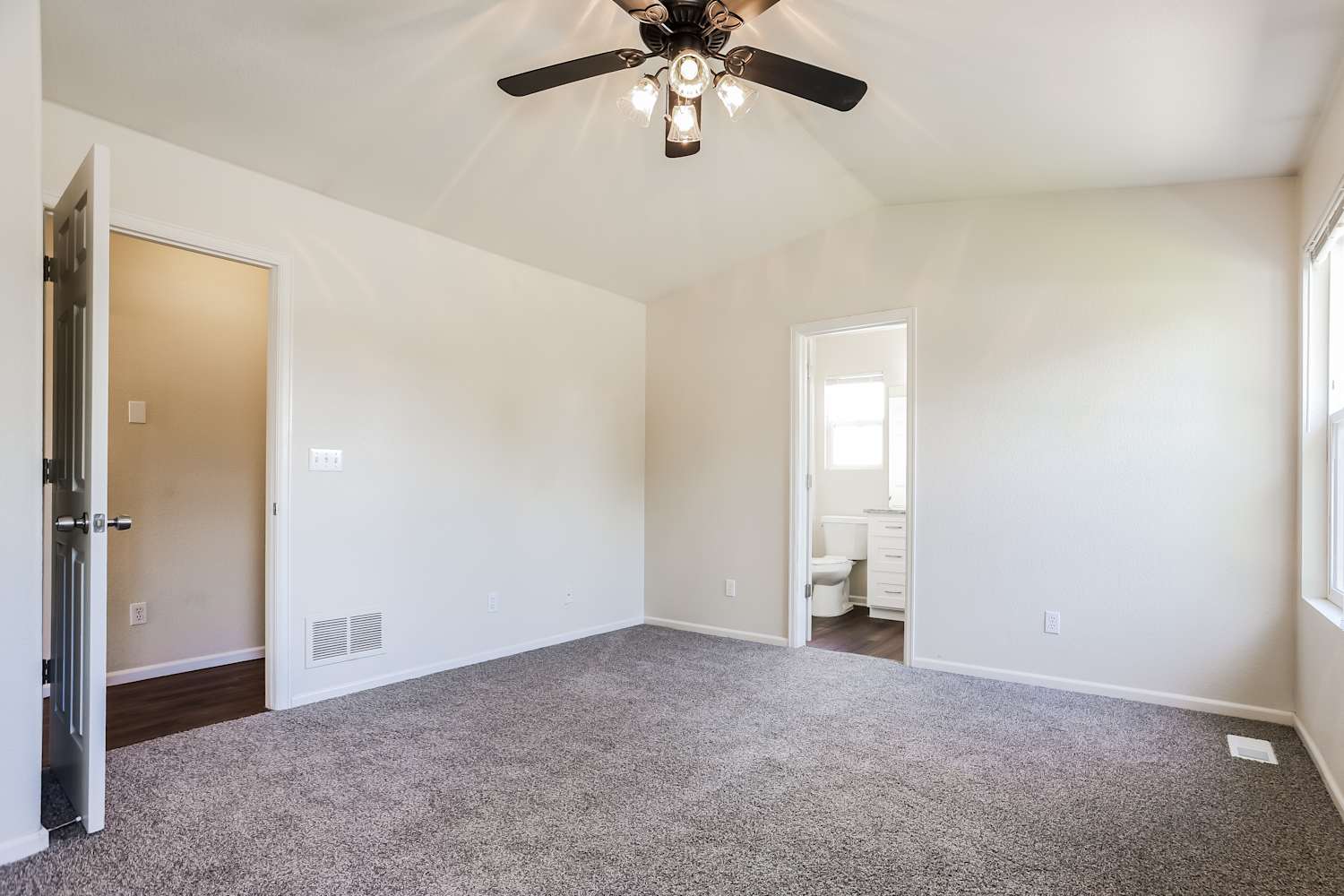 2205 E 127th Pl, Thornton photo 11