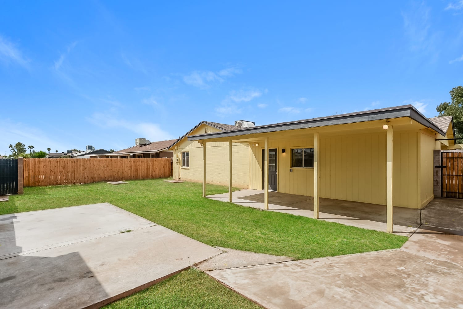 2211 N 54Th Lane, Phoenix photo 13