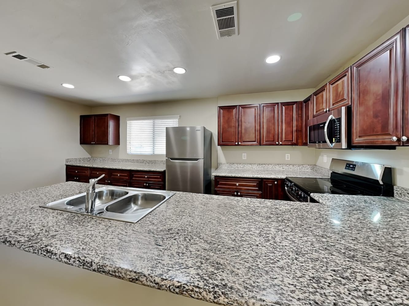 2211 W Palo Verde Dr, Phoenix photo 7