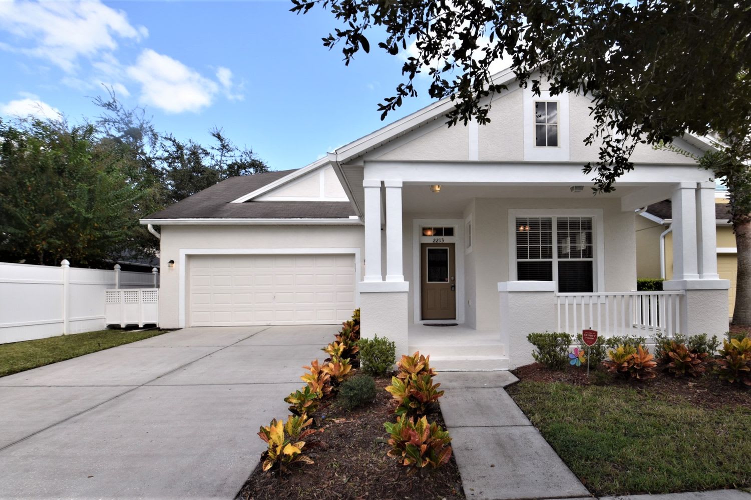 Front of 2213 Three Rivers Dr, Orlando, FL