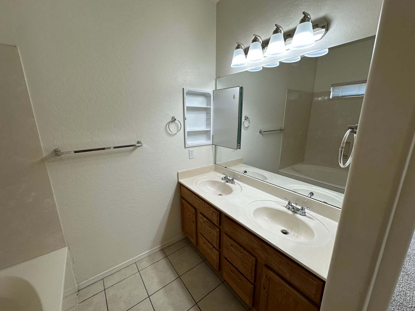 2213 W Carolina Dr, Phoenix photo 17