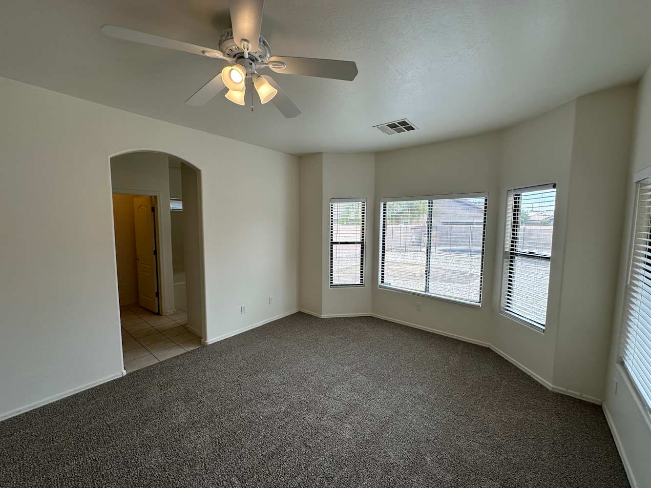 2213 W Carolina Dr, Phoenix photo 15