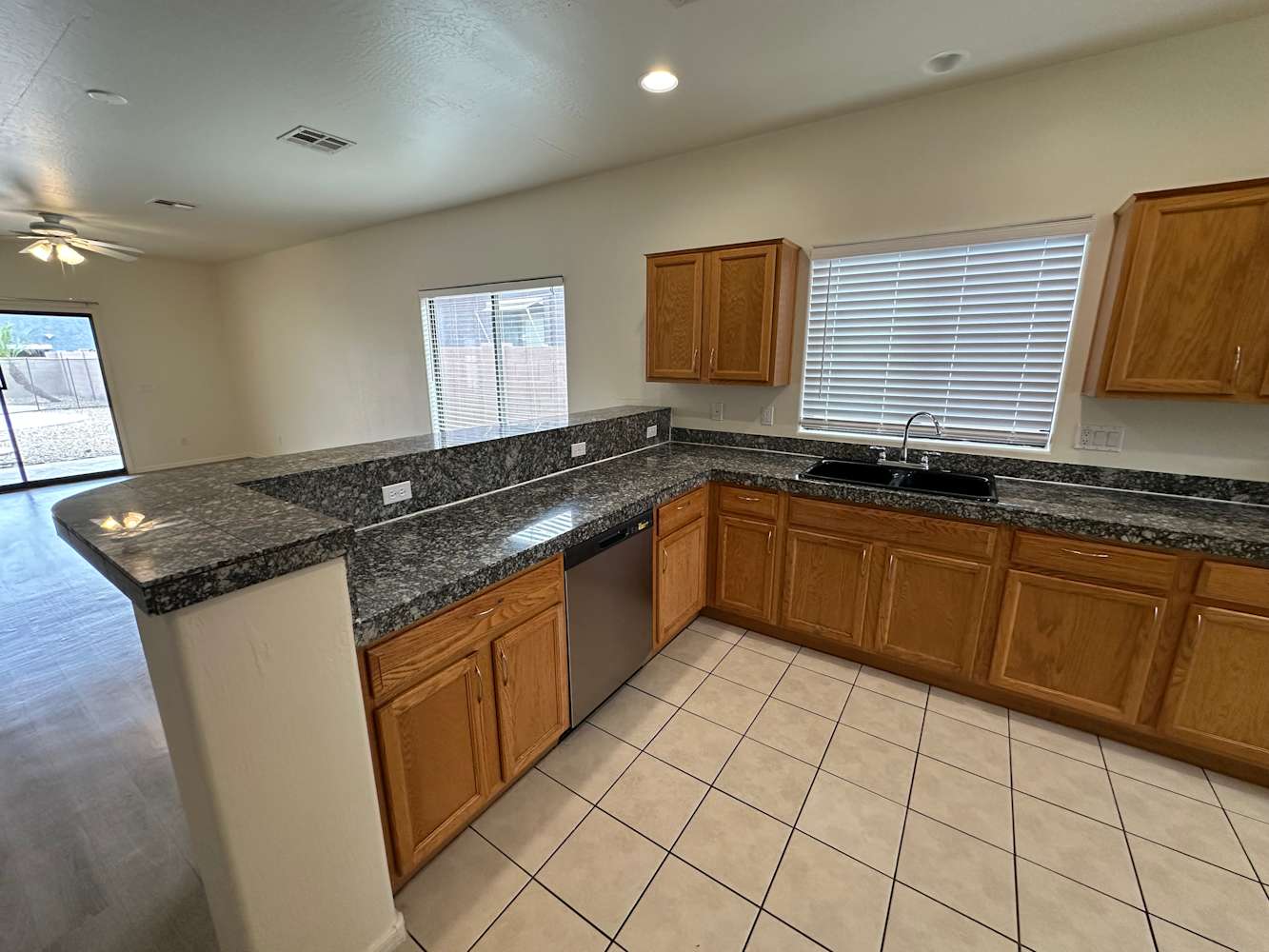 2213 W Carolina Dr, Phoenix photo 8