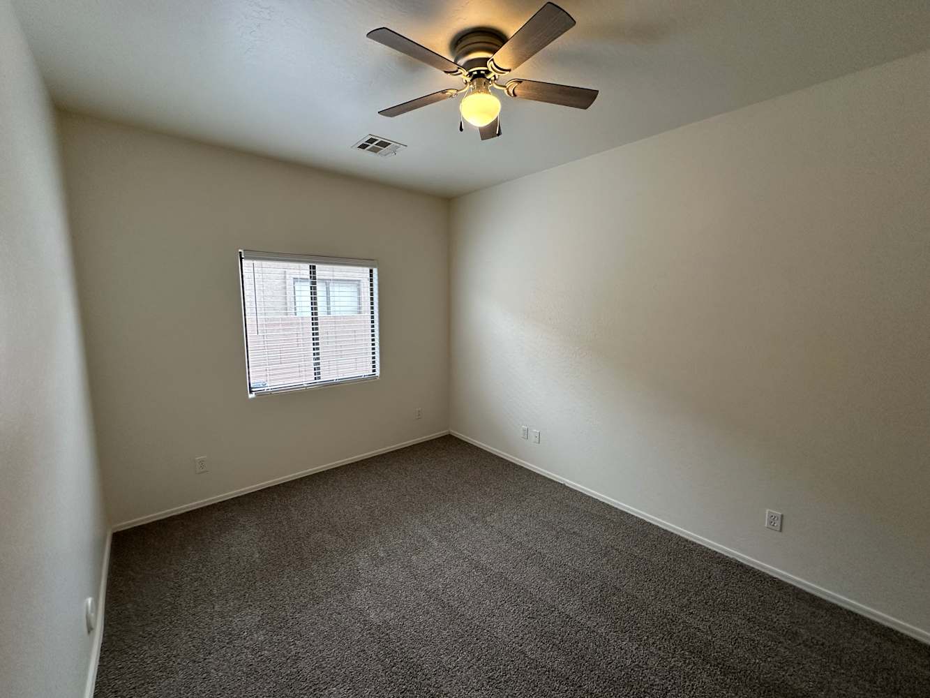 2213 W Carolina Dr, Phoenix photo 13