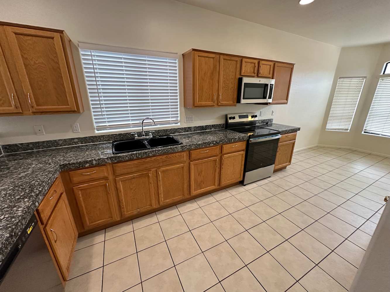 2213 W Carolina Dr, Phoenix photo 6