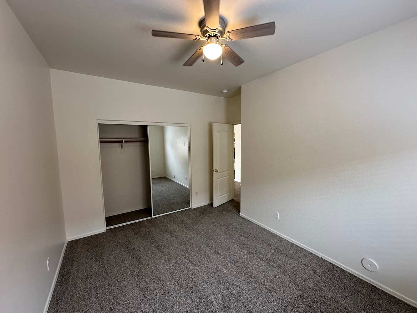 2213 W Carolina Dr, Phoenix photo 14