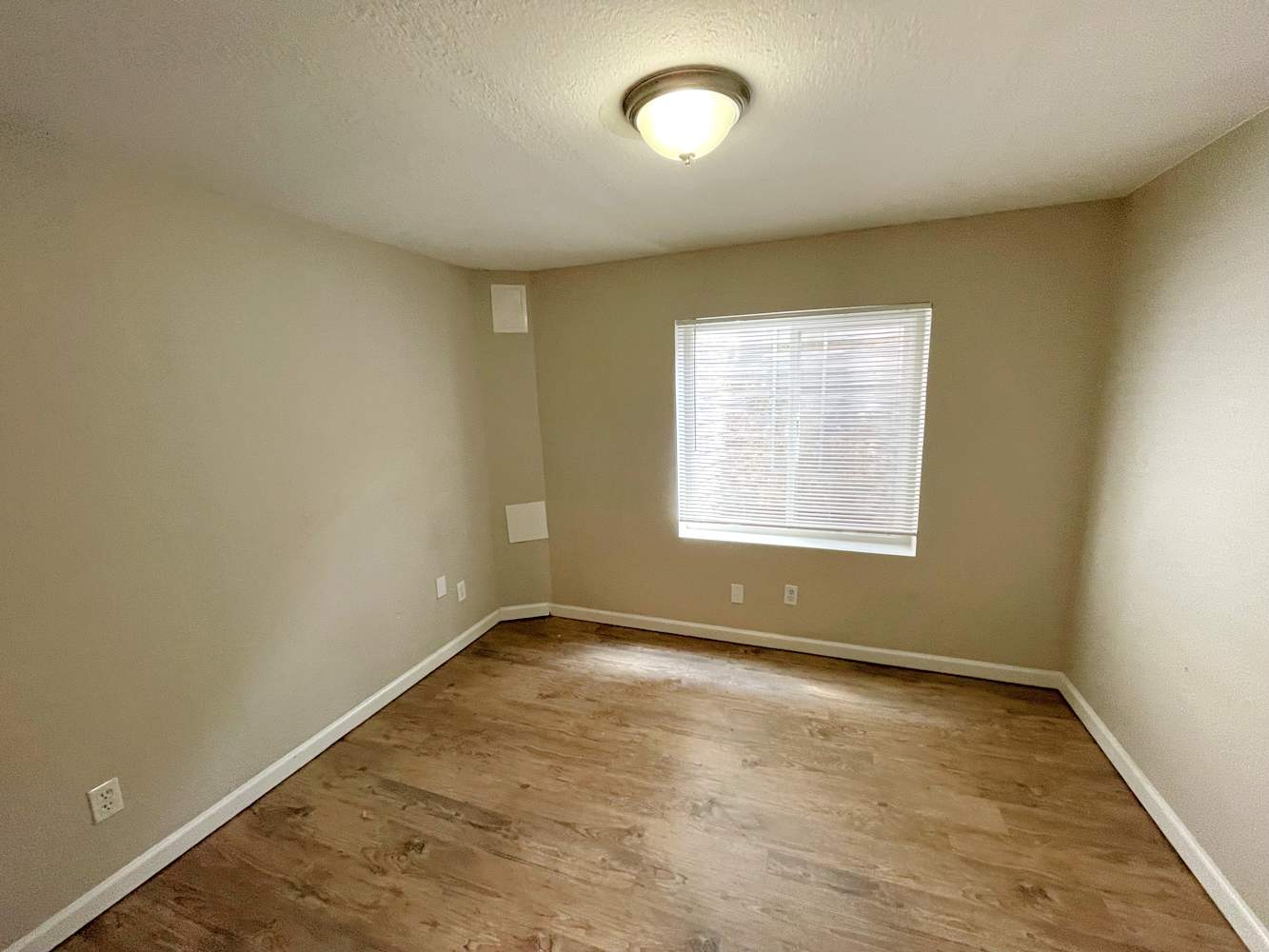 2227 S Waco Ct, Aurora photo 12