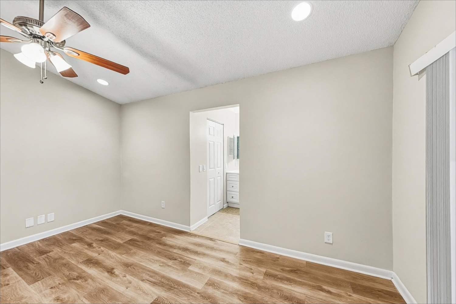 2240 Tallahassee, Weston photo 11