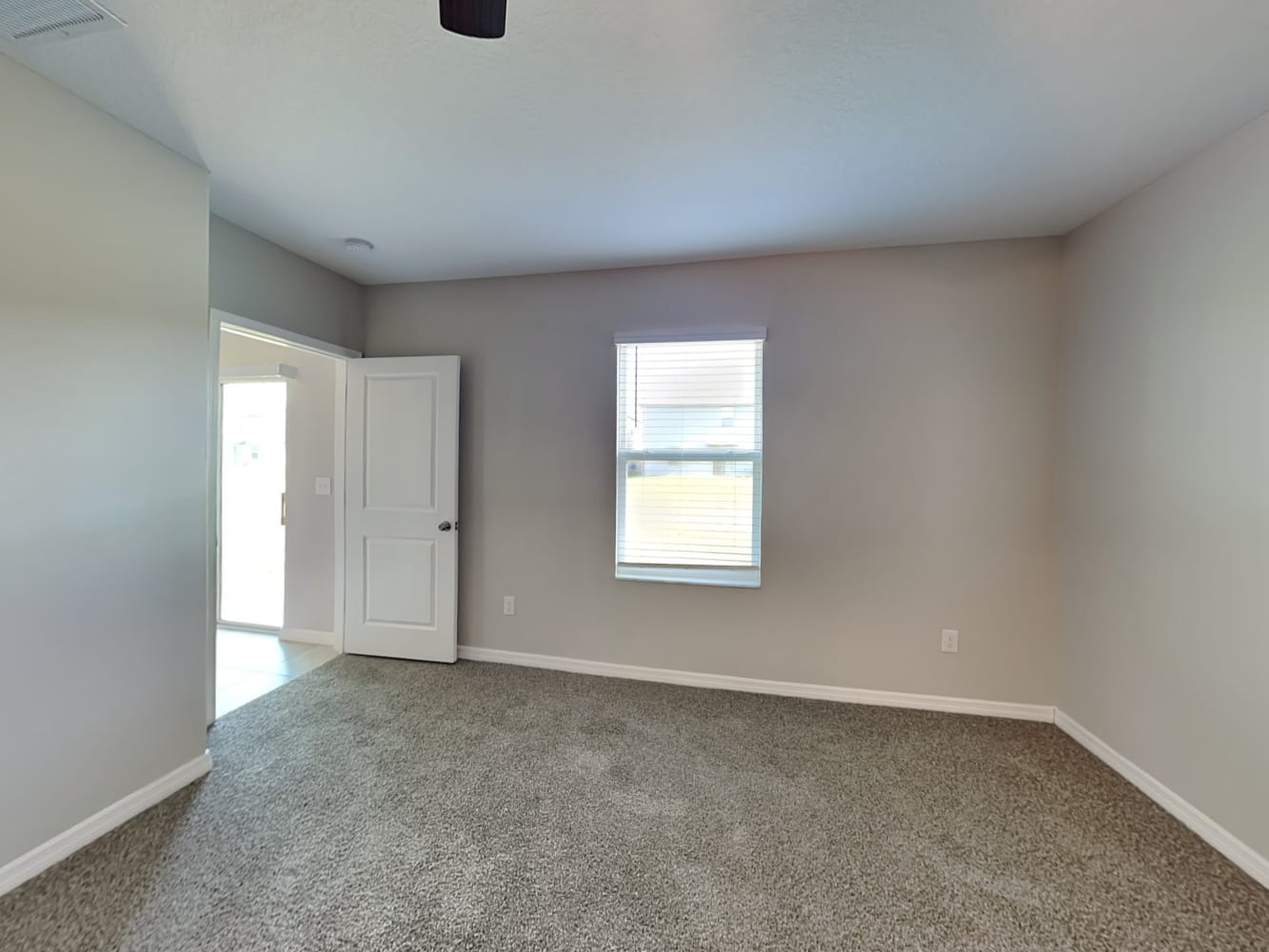 2242 Treesdale Ave, Ruskin photo 9