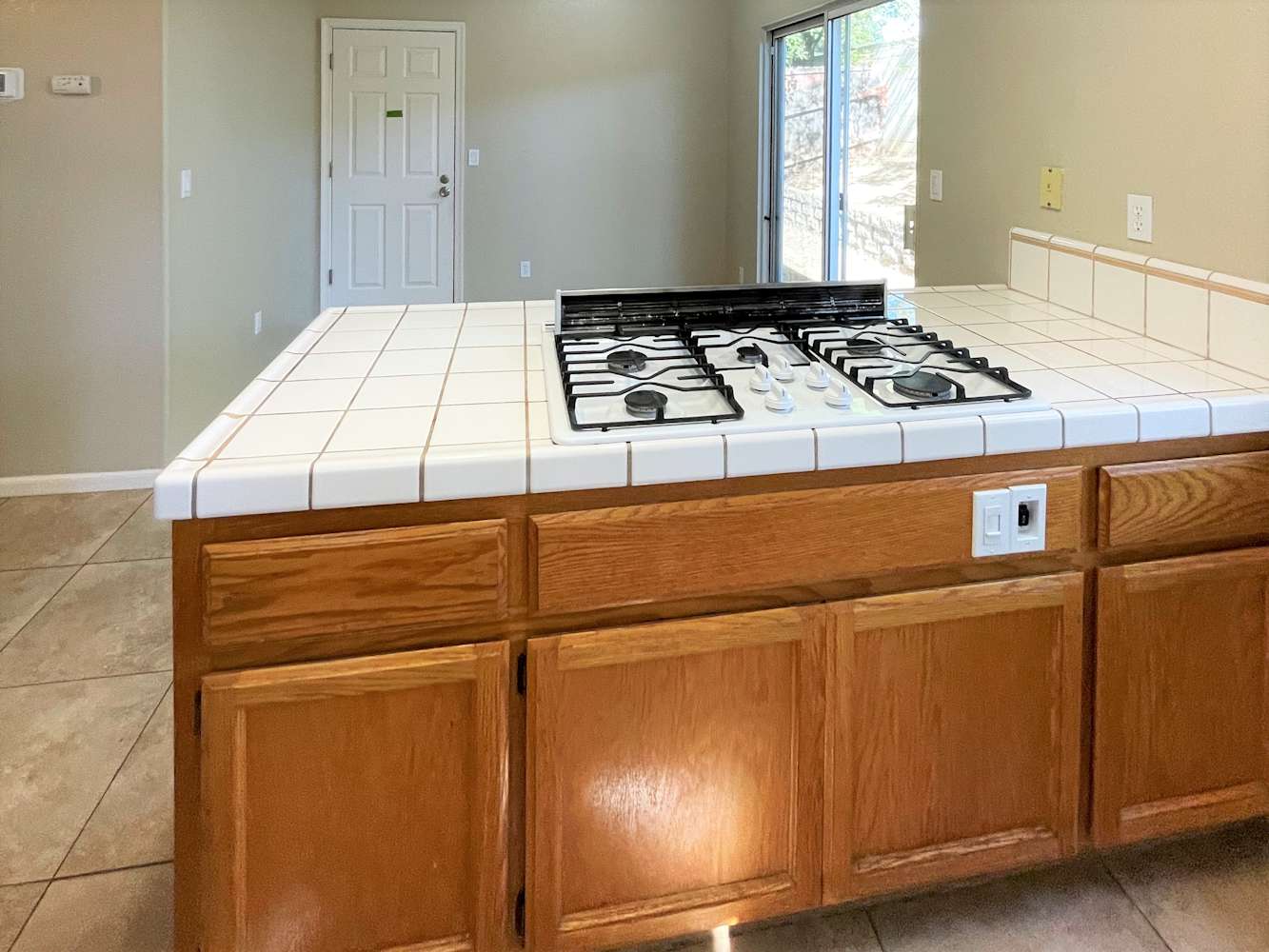2245 Fallwater Ln, Carmichael photo 9