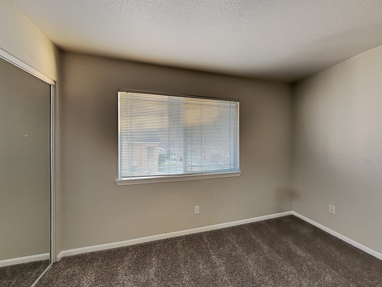 2245 Fallwater Ln, Carmichael photo 13