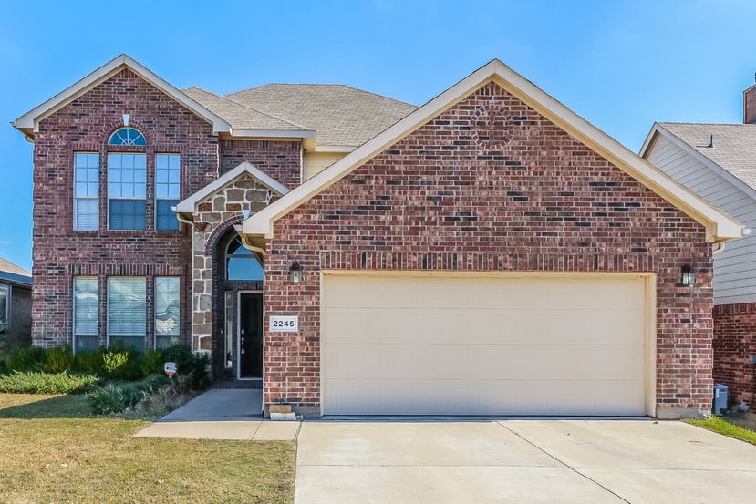 2245 Whitney Dr, Weatherford photo 1
