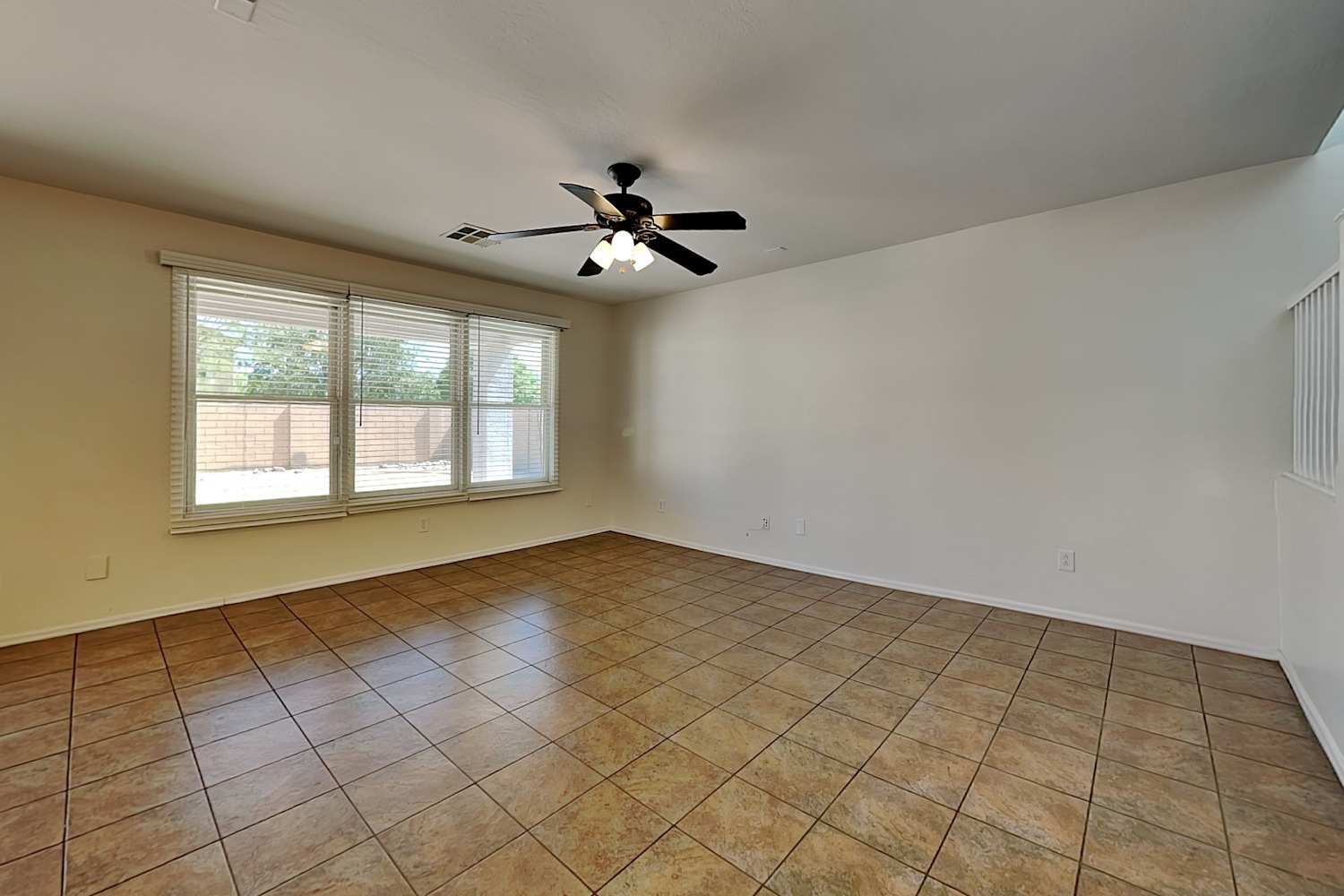 2246 East Bowker St, Phoenix photo 4