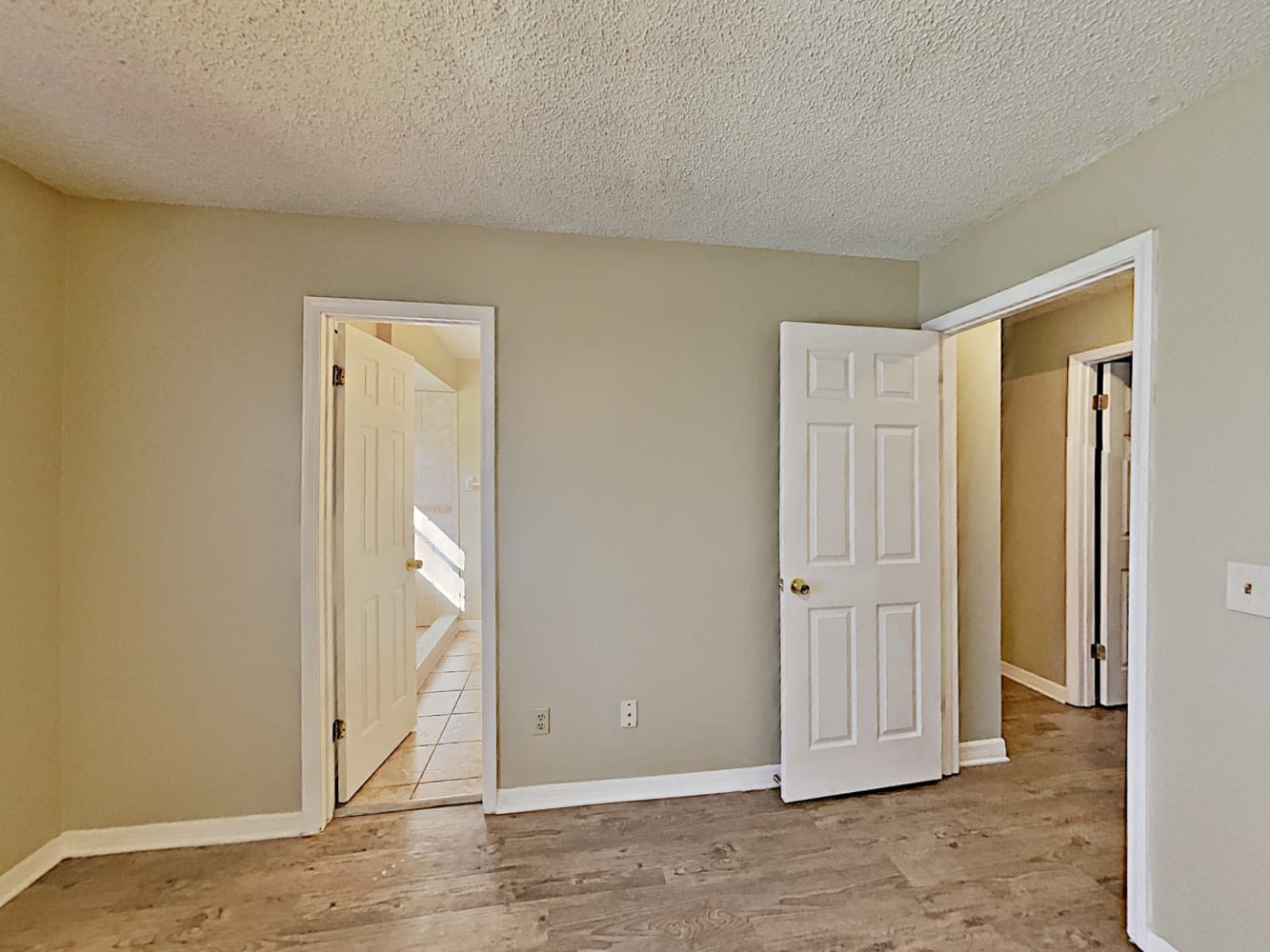 2246 Matthew Cir, Deltona photo 10