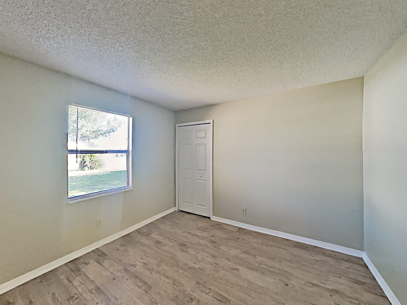 2246 Matthew Cir, Deltona photo 13