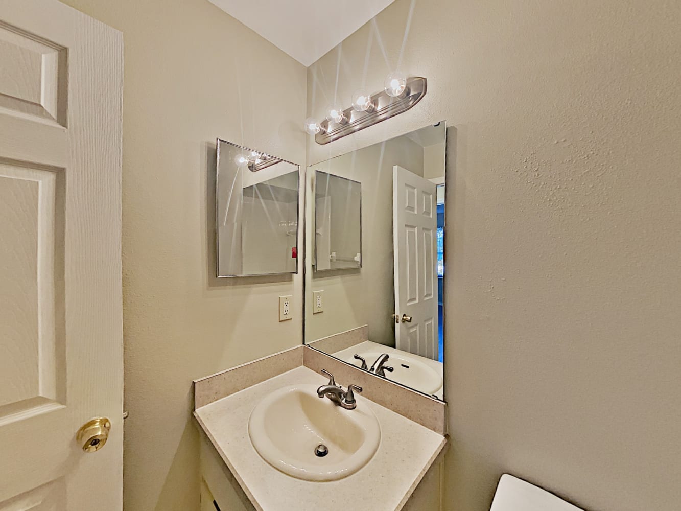 2246 Matthew Cir, Deltona photo 14