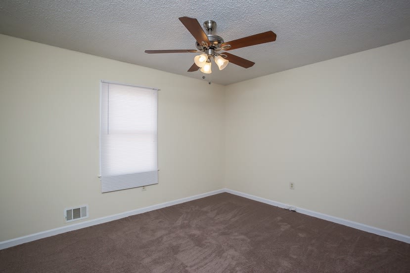 2251 Rock Creek Dr SW, Marietta photo 14