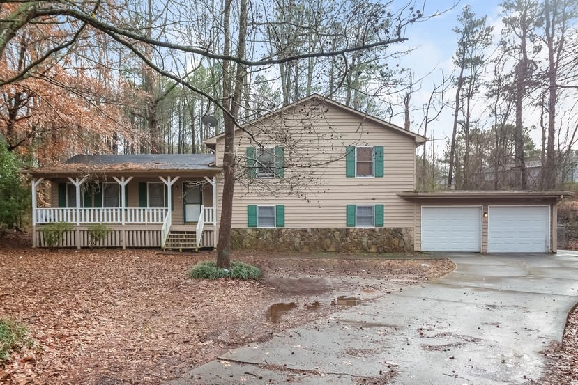 2251 Rock Creek Dr SW, Marietta photo 1