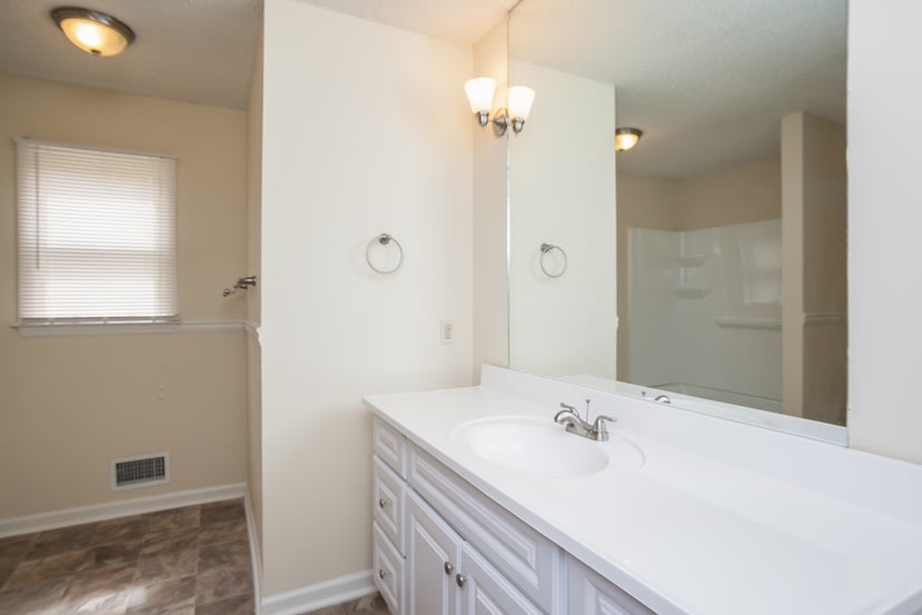 2251 Rock Creek Dr SW, Marietta photo 23