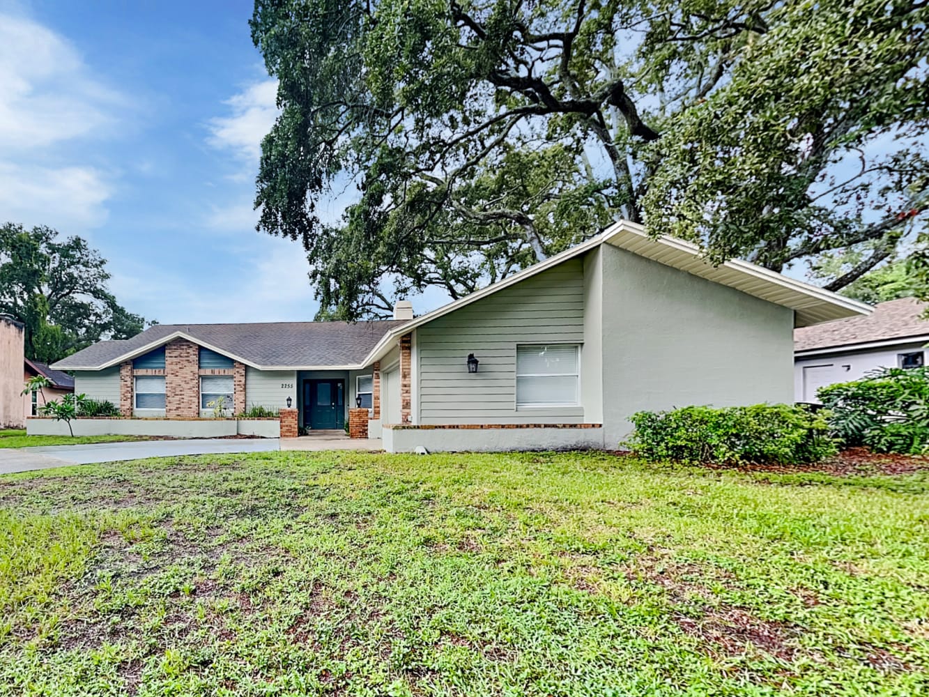 2255 Harbor Pointe Pl, Palm Harbor photo 1