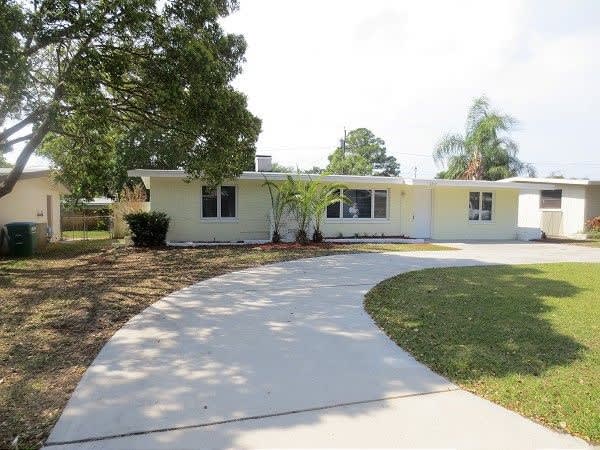 Front of 2257 Granger Dr, Clearwater, FL